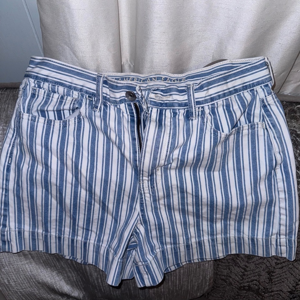AE women’s shorts size 8